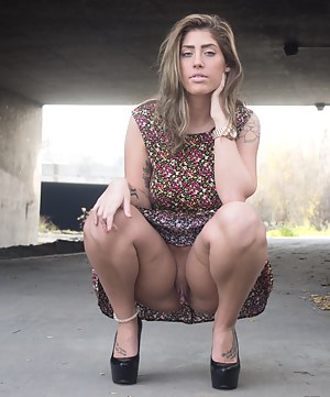 Free Upskirt Porn Pictures