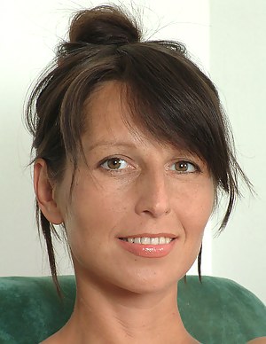 MILF Face Porn Pictures