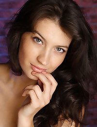 Blessed with a towering, atheltic physique physique, dainty curls framing will not hear of goddess-like beauty, Genna slowly strips will not hear of dress, revealing a pair of puffed up nipples, creamy smooth skin, and super parcel out legs.