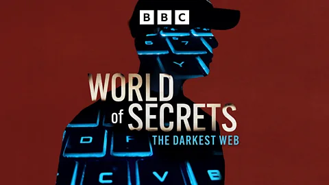 World of Secrets, The Darkest Web, 1. Meeting a monster