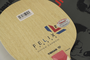 直板再回巅峰 菲利克斯 使用同款挺拔球拍