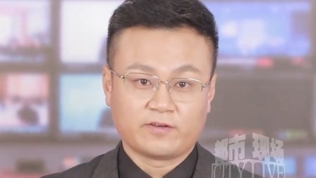 小伙开飞机带父亲回家过年，两小时到家，费用由飞行俱乐部承担