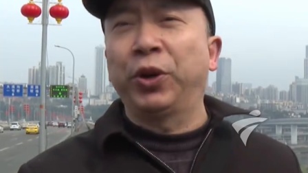 醉酒男子乘坐出租车打算轻生，驾驶员张师傅赶紧下车施救