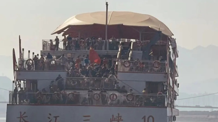 导游都不够用了！“春节出来玩的人，比十一都多”