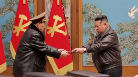 金正恩向主要领导干部送狙击枪