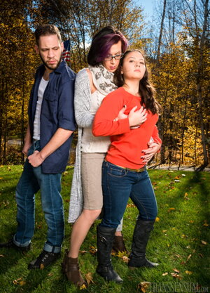 Ladyboy Outdoor Pics