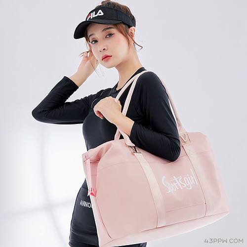 Sportsgirl品牌形象展示