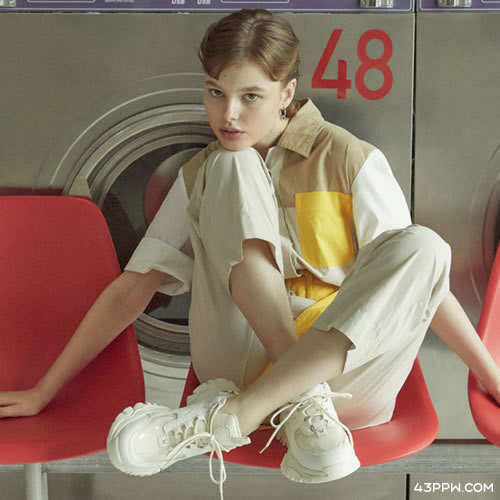 NEKOMOMO品牌形象展示