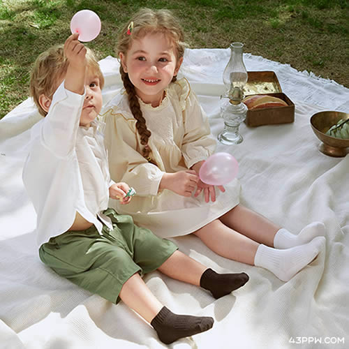 BEIBI 贝比童袜品牌形象展示