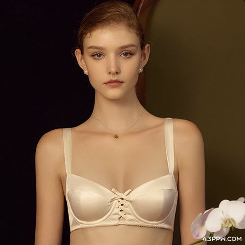 BOTHYOUNG 宝诗嫣内衣品牌形象展示